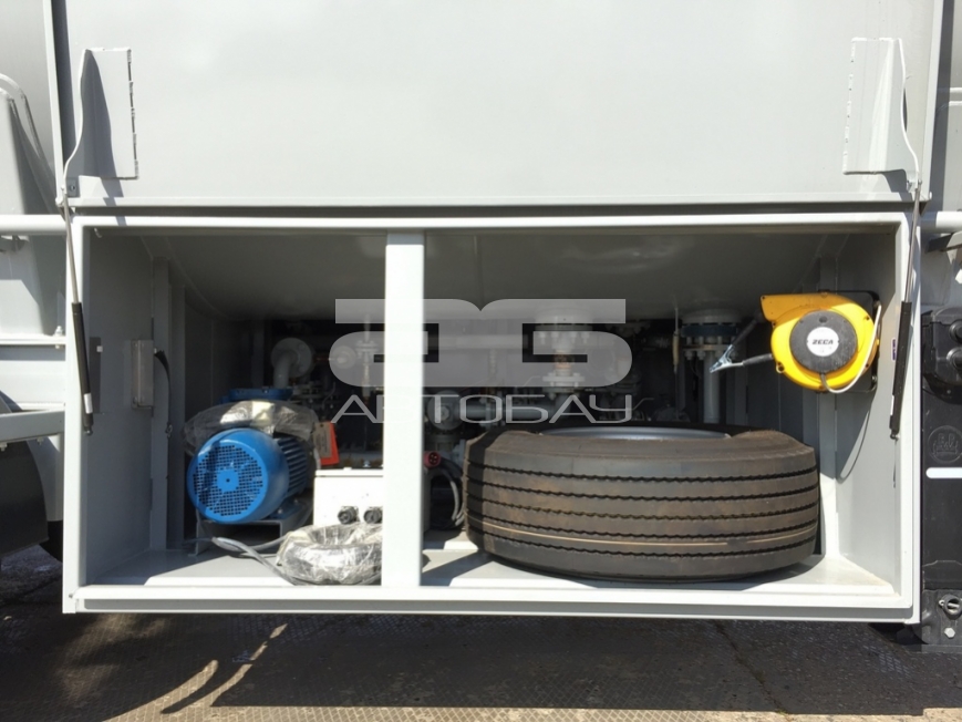 9. Технологический ящик с правой стороны 9. Технологический ящик с правой стороны