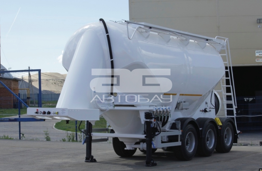 4. Цементовоз Сеспель 964816 объёмом 27.000 литров